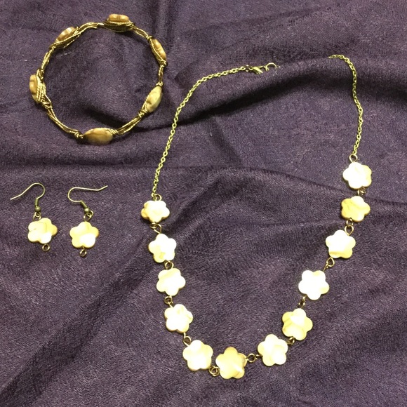 Wire Wrapped Jewelry Set - Picture 2 of 8